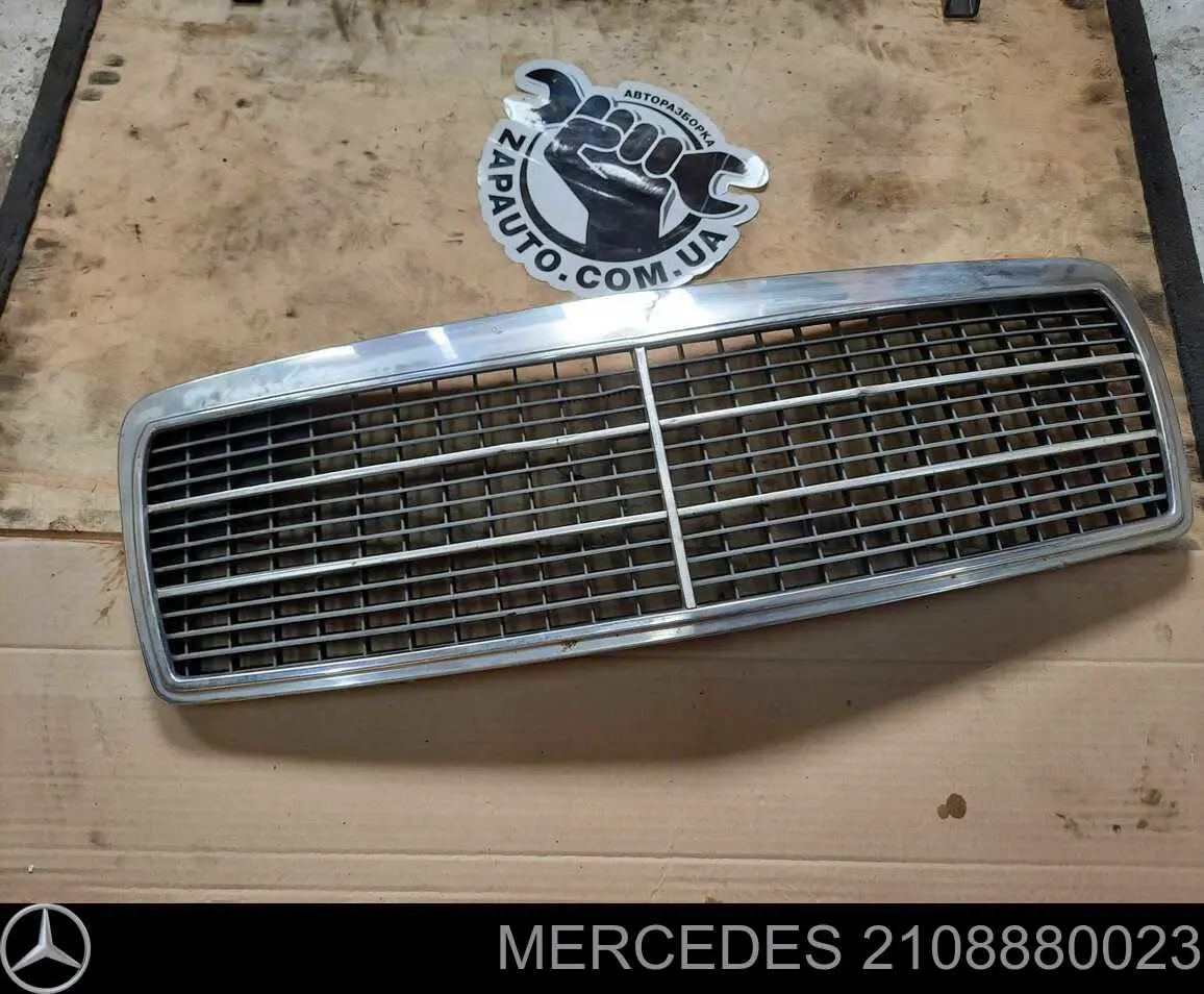 Облицовка радиатора Mercedes 2108880023 цена, от 14.11 USD