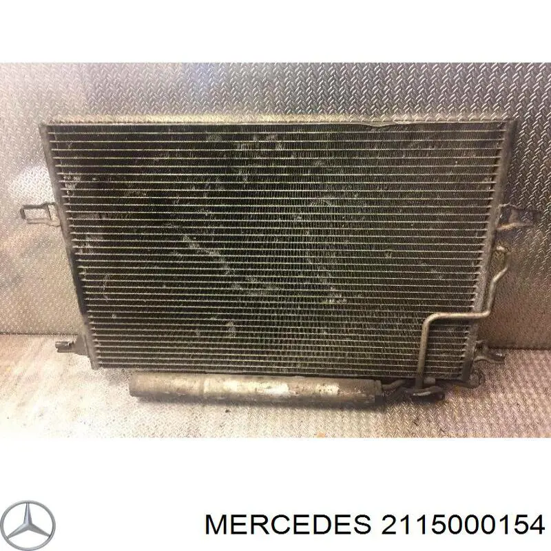 Радиатор кондиционера 2115000154 Mercedes