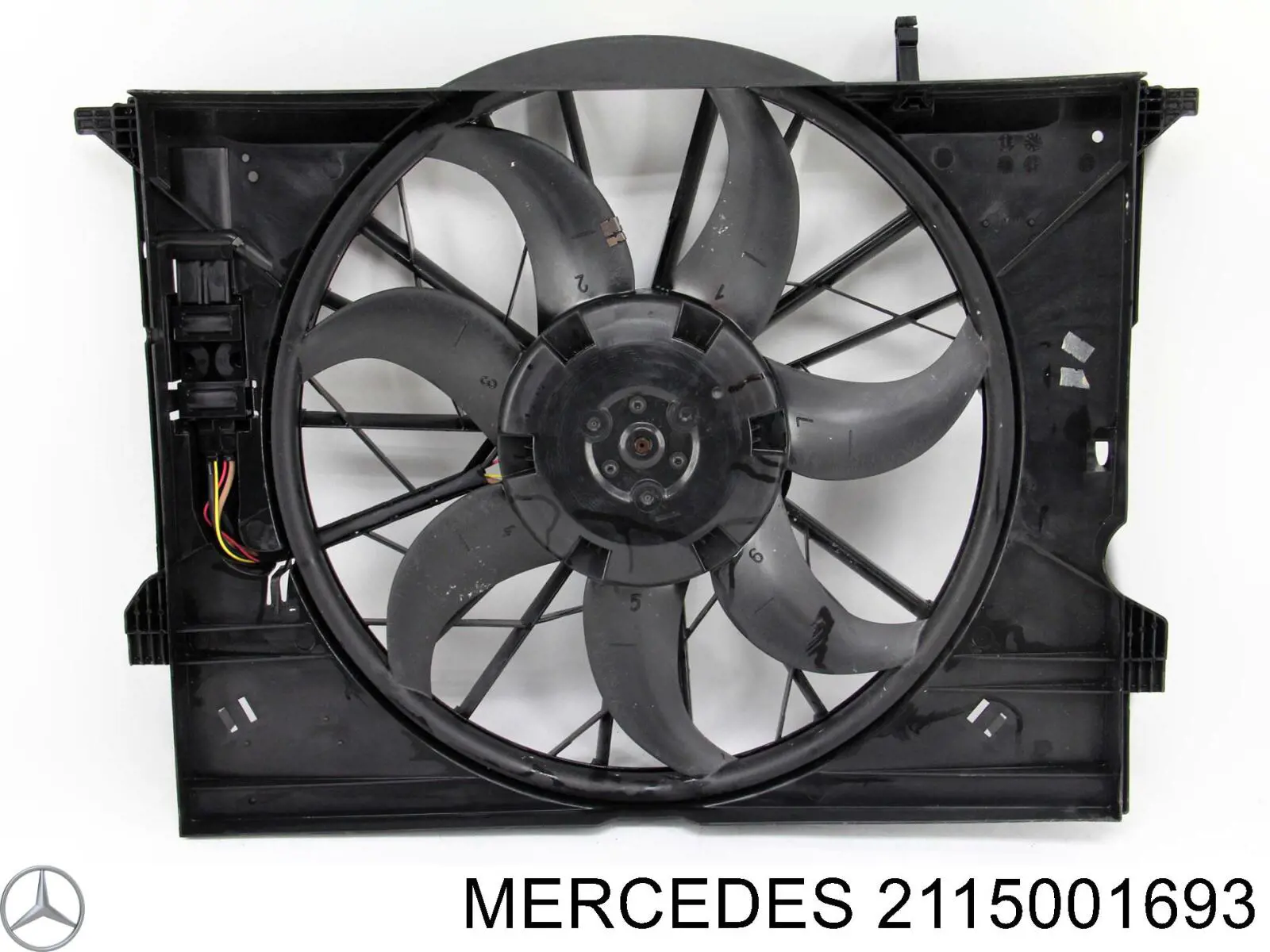 2115001693 Mercedes электровентилятор охлаждения в сборе (мотор+крыльчатка правый)