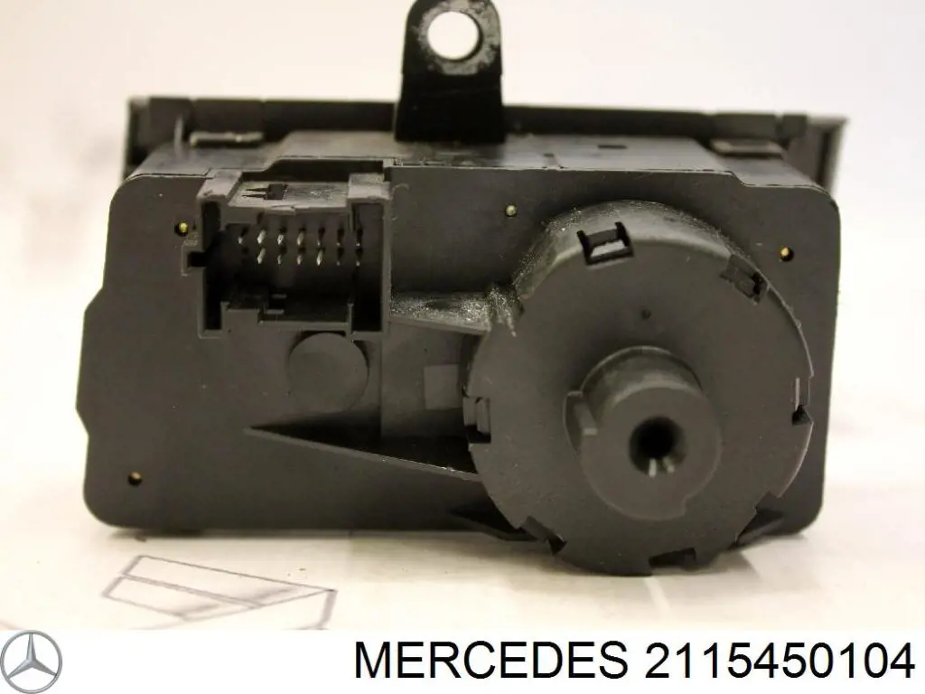 Переключатели электрические (переключатель света центральный) на Mercedes E (W211)