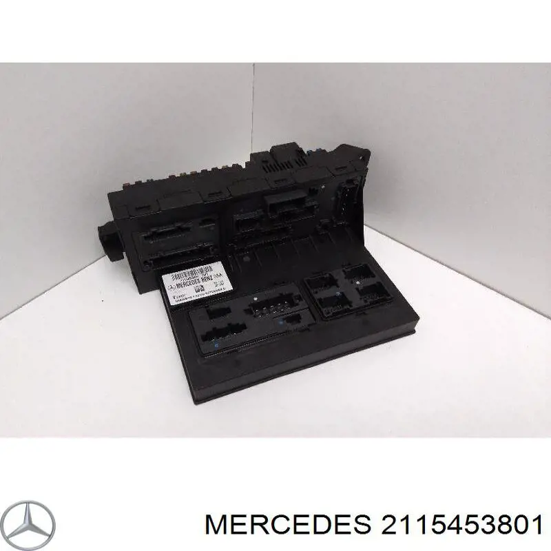 Блок предохранителей 2115453801 Mercedes