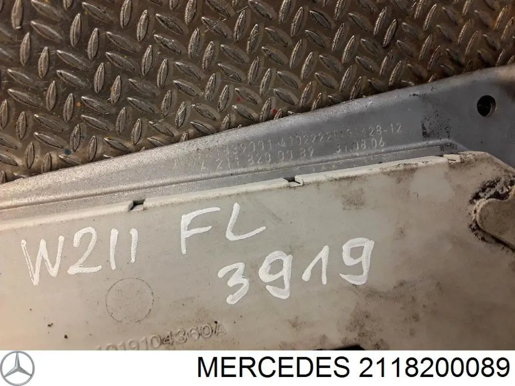 2118200089 Mercedes 