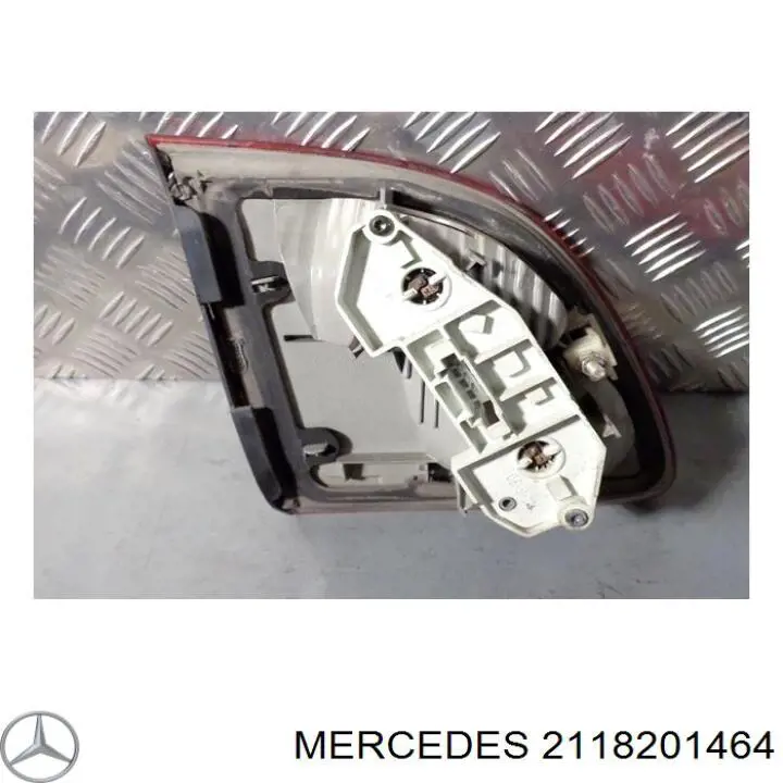 2118201464 Mercedes lanterna traseira direita interna