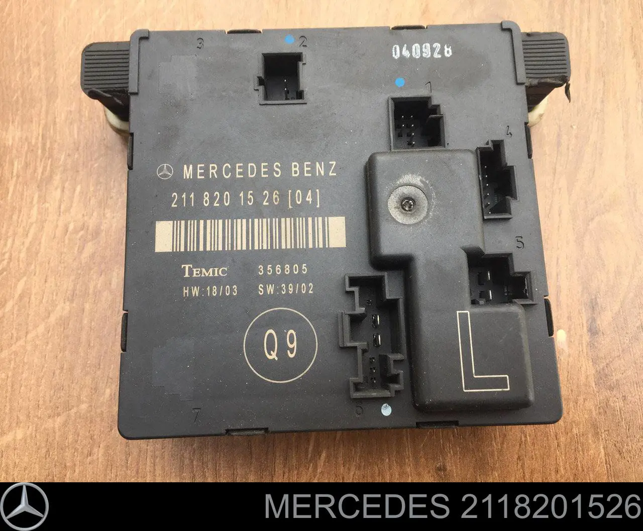Блок комфорта задней двери Mercedes 2118702385