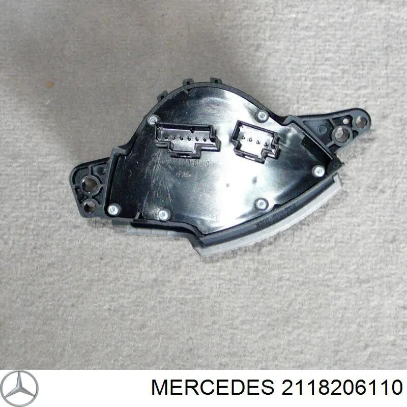 2118206110 Mercedes 