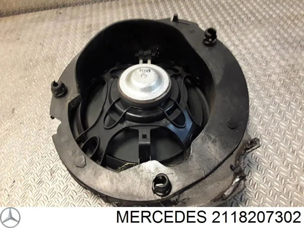 2118207302 Mercedes Динамик задний