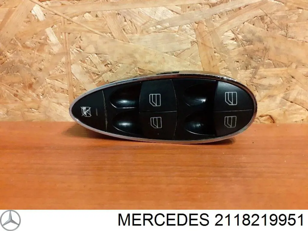 Кнопочный блок управления стеклоподъемником передний левый Mercedes 2118219951 цена, от 29.28 USD