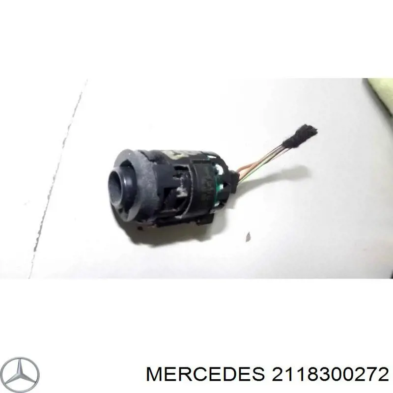 2118300272 Mercedes 