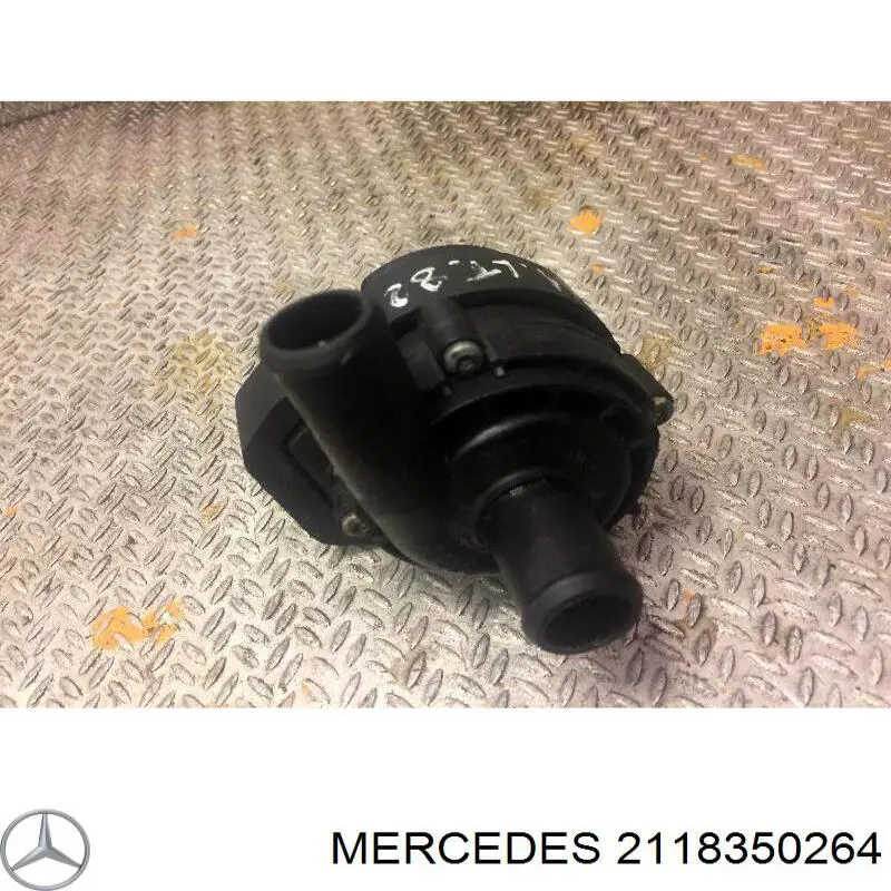 Помпа водяная (насос) охлаждения, дополнительный электрический Mercedes 2118350264