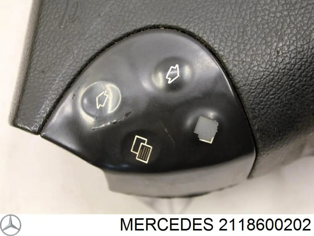 Подушка в руле Mercedes 2118600202