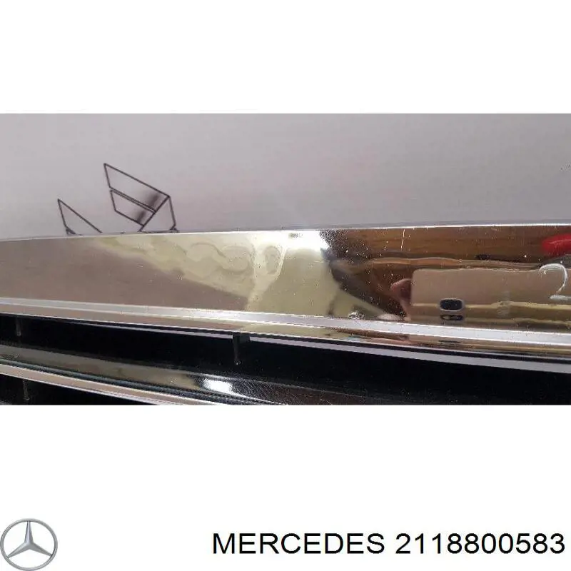 Купить 2118800583 Mercedes Решетка радиатора