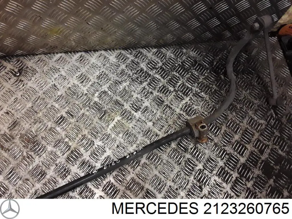 2123260765 Mercedes