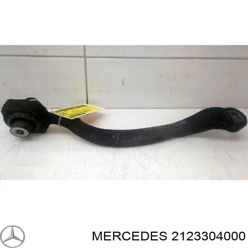 Передний нижний рычаг Mercedes 2123304000