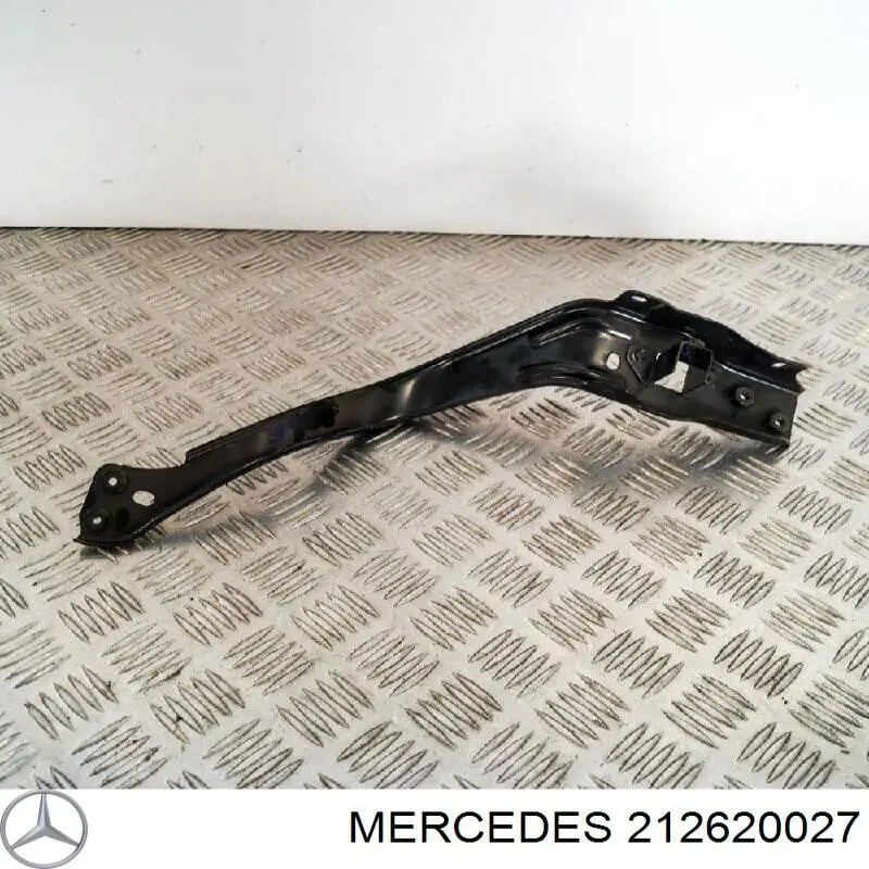 212620027 Mercedes 