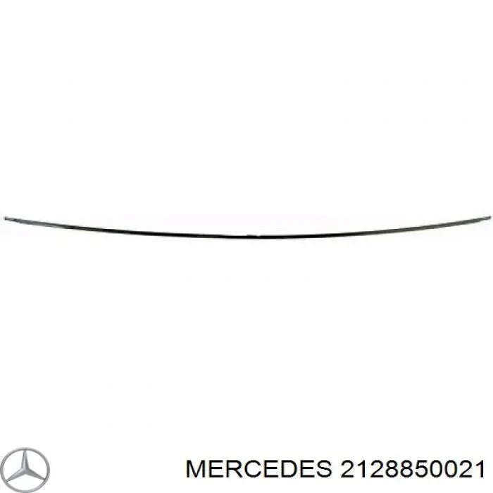 Накладка бампера заднего центральная 2128850021 Mercedes