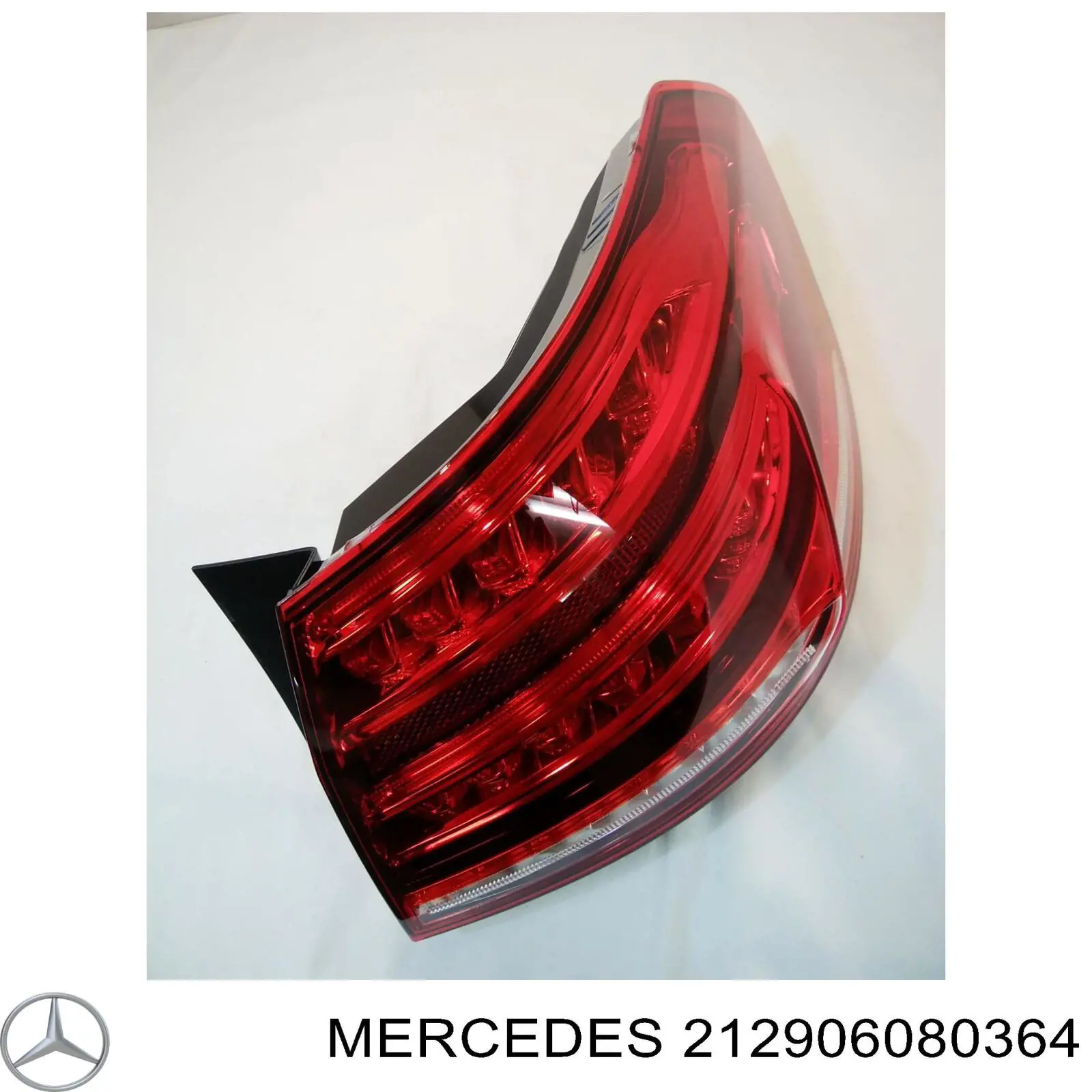 212906080364 Mercedes фонарь задний правый внешний
