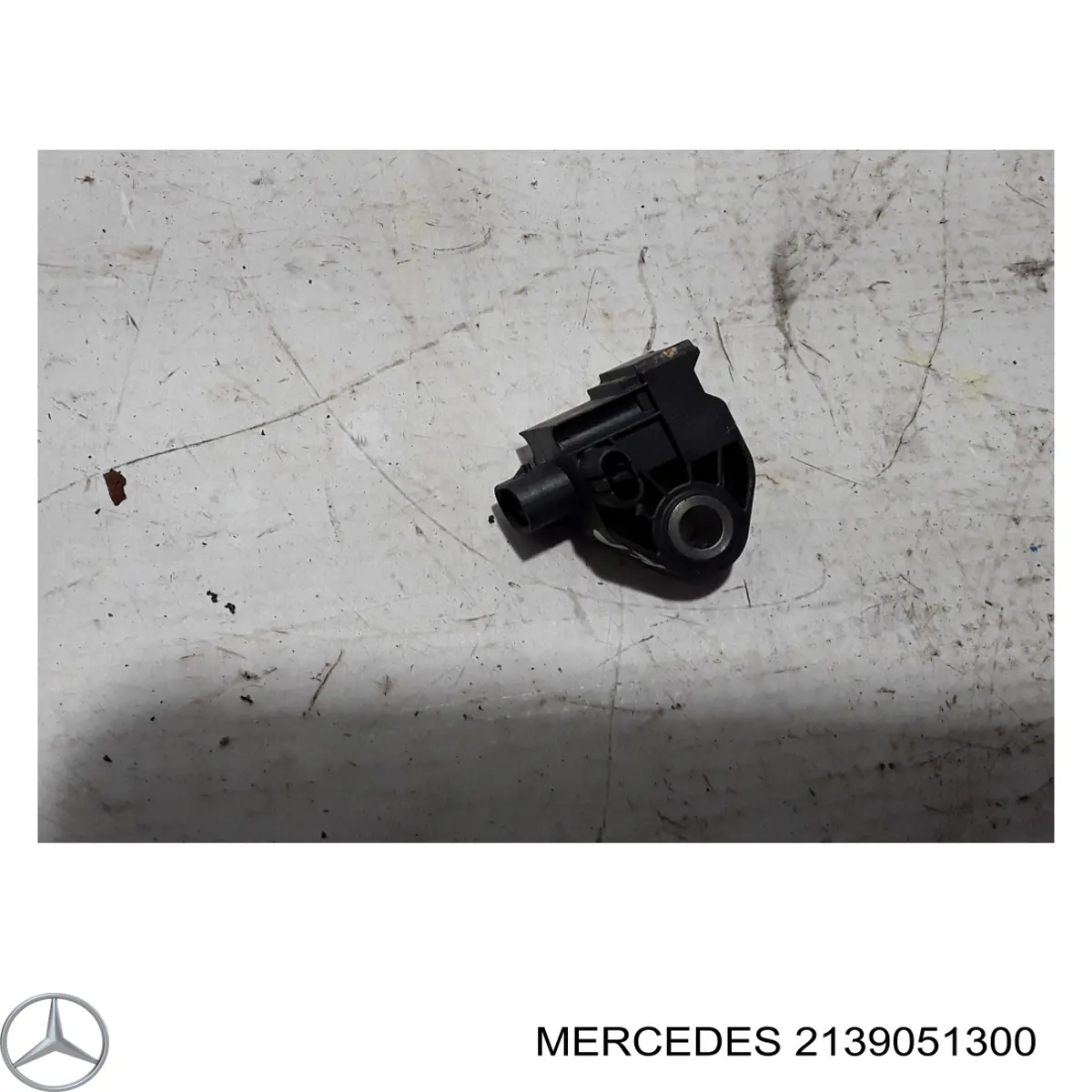Датчик Эйрбэг передний Mercedes 2139051300 цена, от 21.54 USD