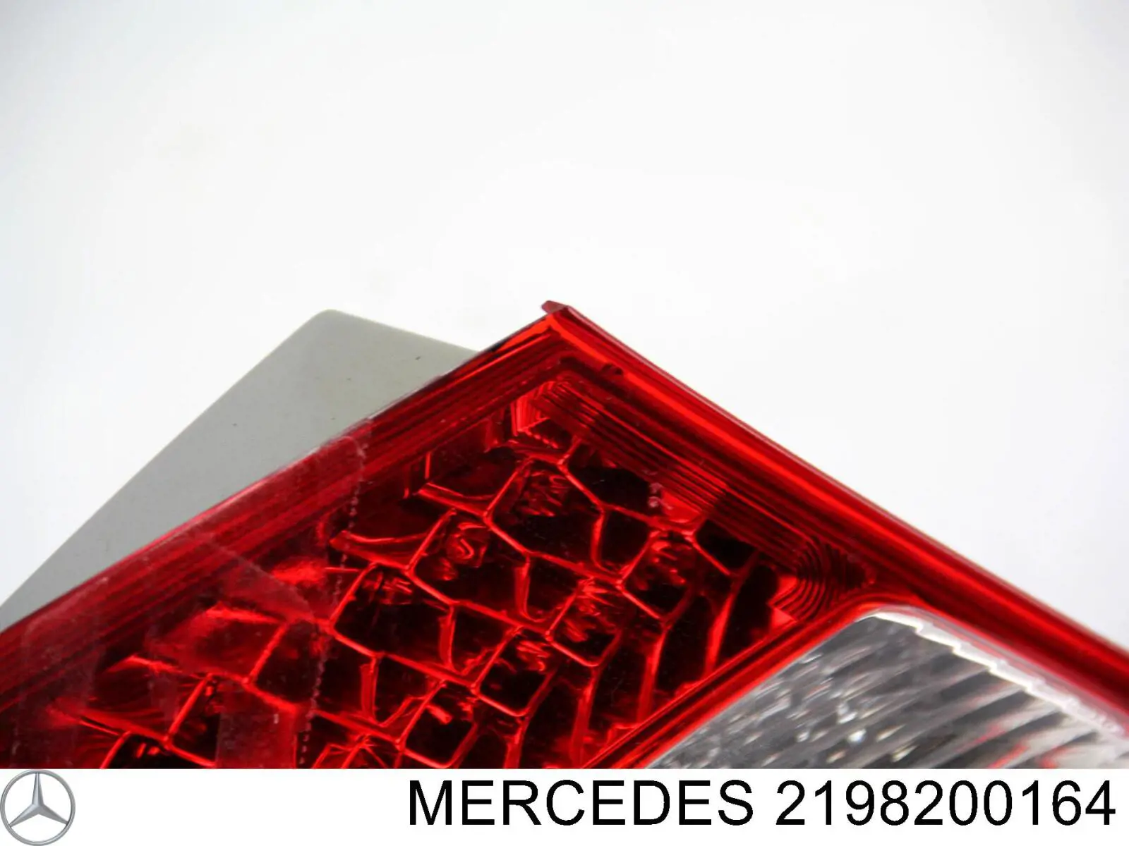 Задняя левая фара Mercedes 2198200164 цена, от 115.69 USD