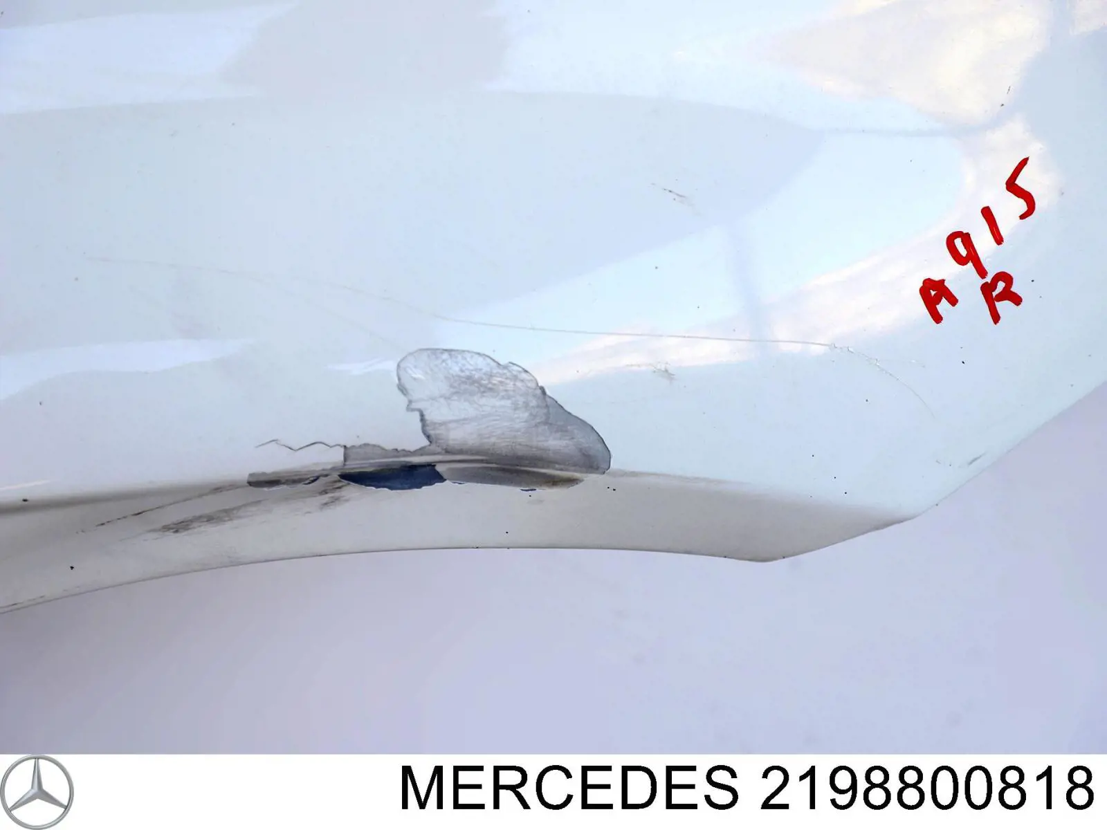  Крыло переднее правое Mercedes CLS 