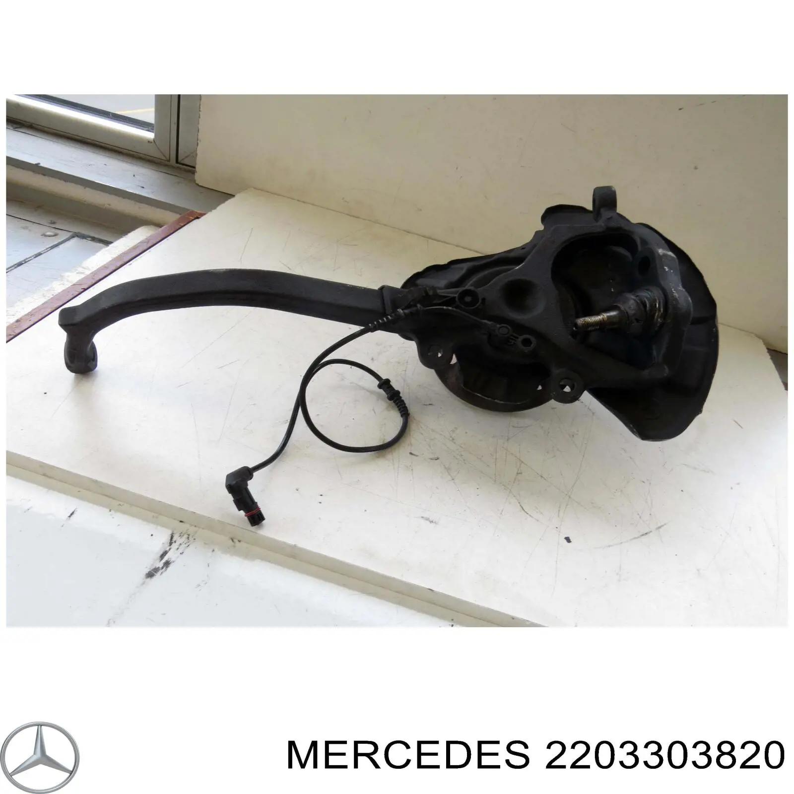Купить 2203303820 Mercedes Ось передняя и поворотные кулаки