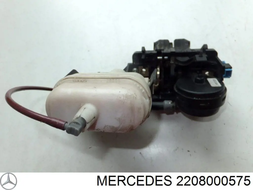 2208000575 Mercedes 