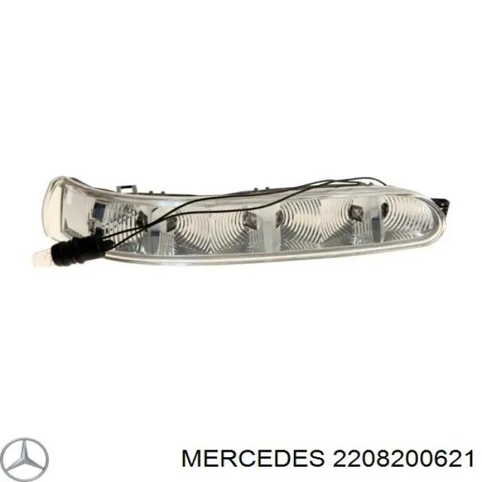 Указатель поворота зеркала, правый на Mercedes S (W220)