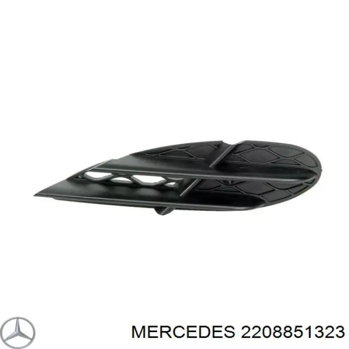 2208851323 Mercedes решетка бампера переднего левая