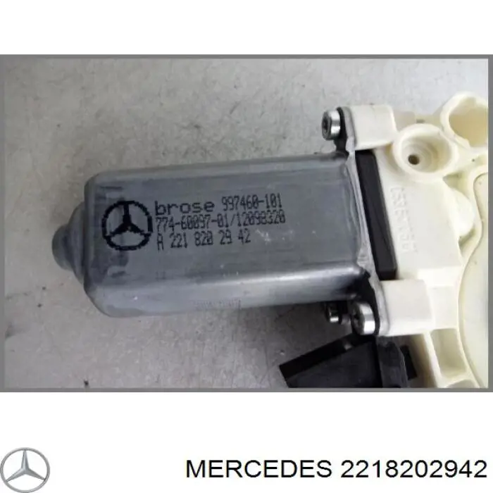 Моторчик стеклоподъемника двери задней, левой MERCEDES 2218202942