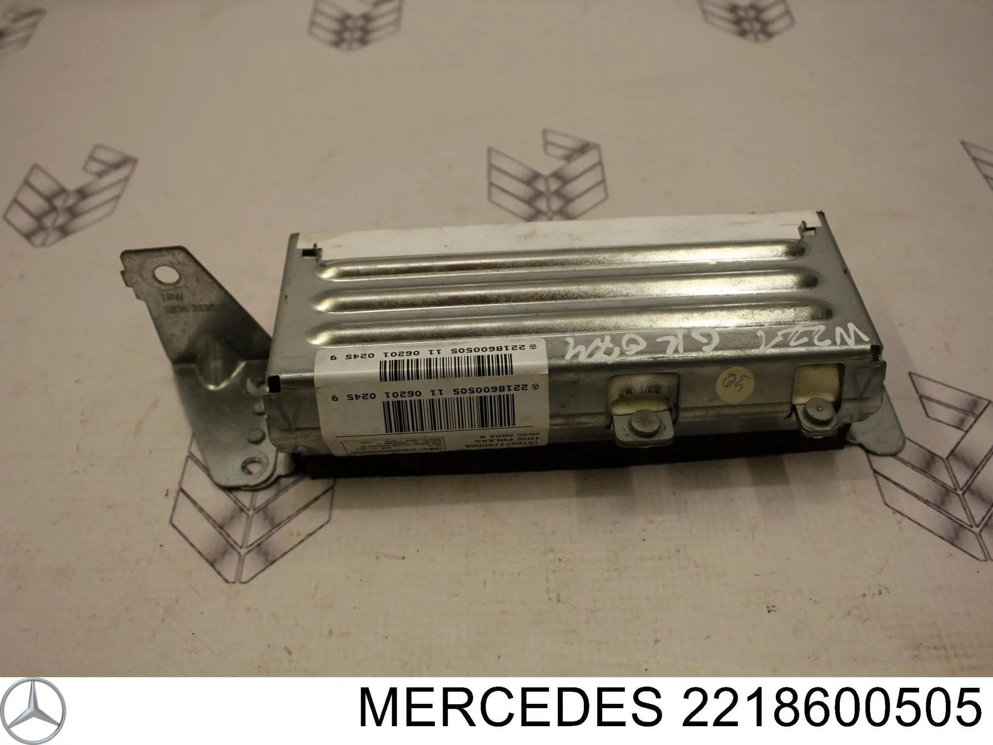 2218600505 Mercedes 