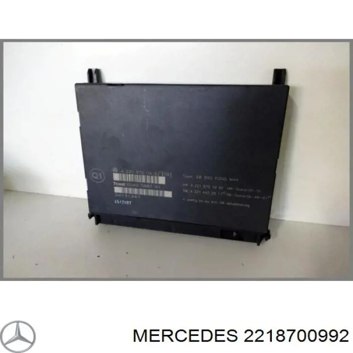 2218700992 Mercedes 