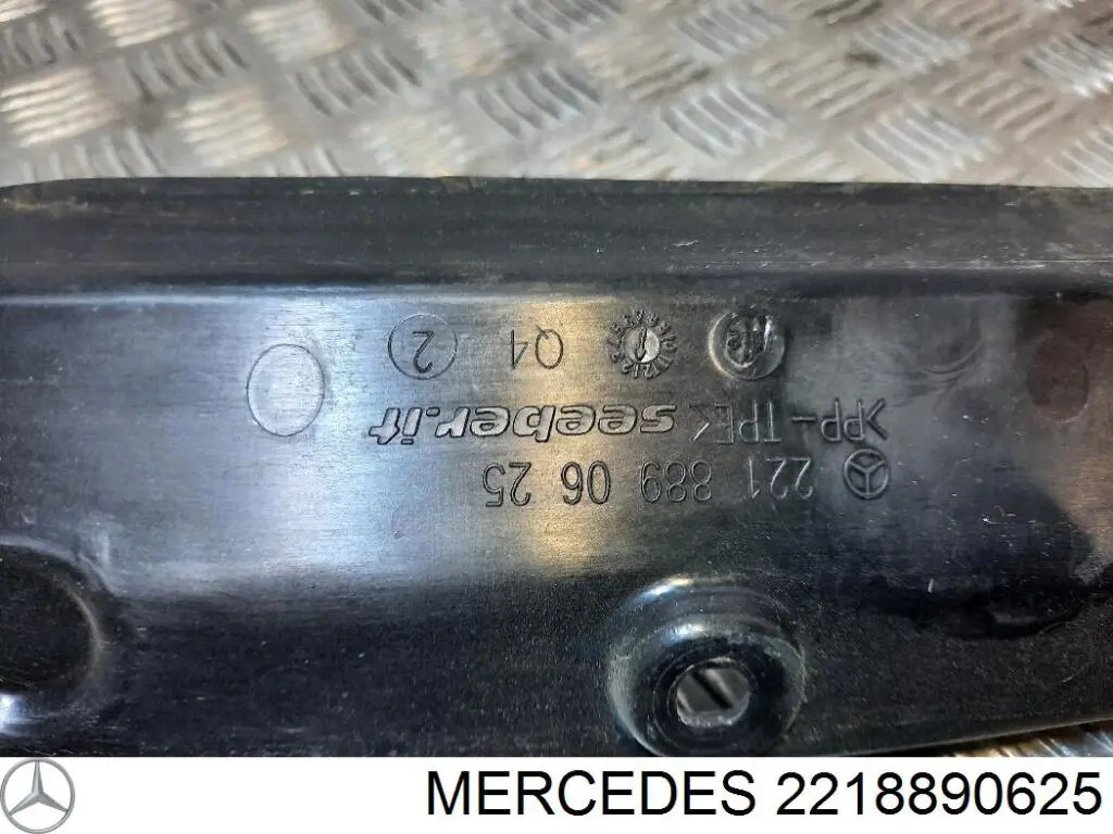 2218890625 Mercedes 