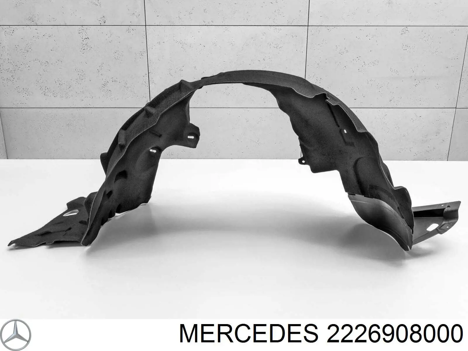 2226908000 Mercedes 