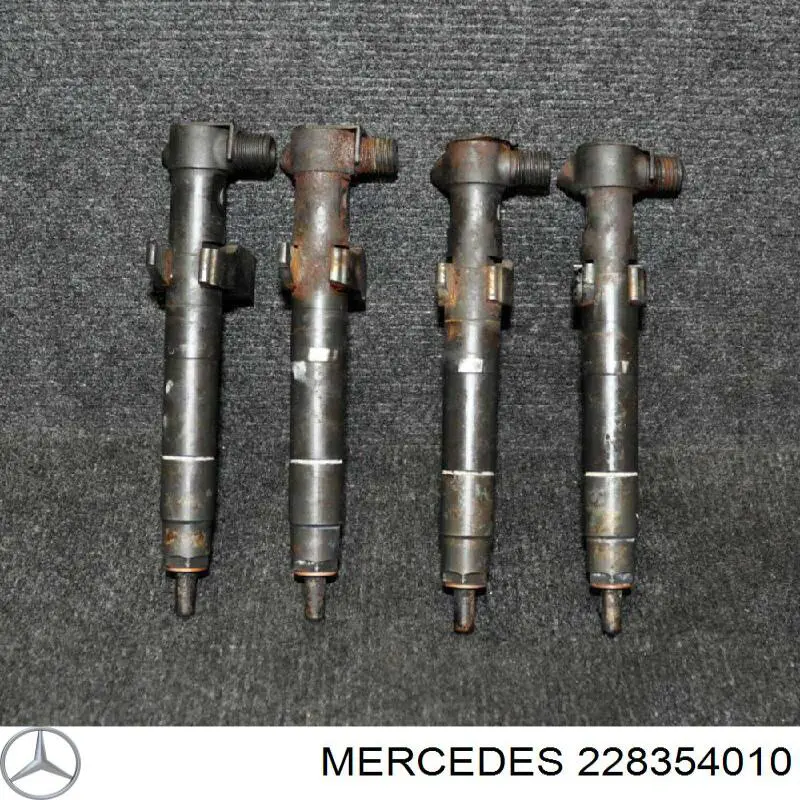  228354010 Mercedes