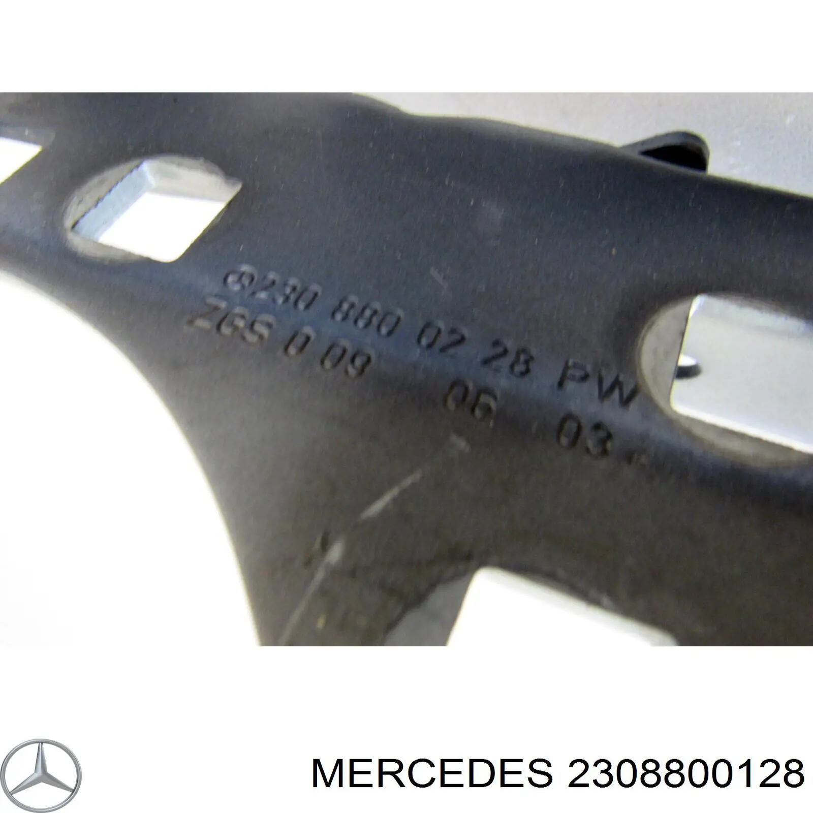 Левая петля капота Mercedes 2308800128