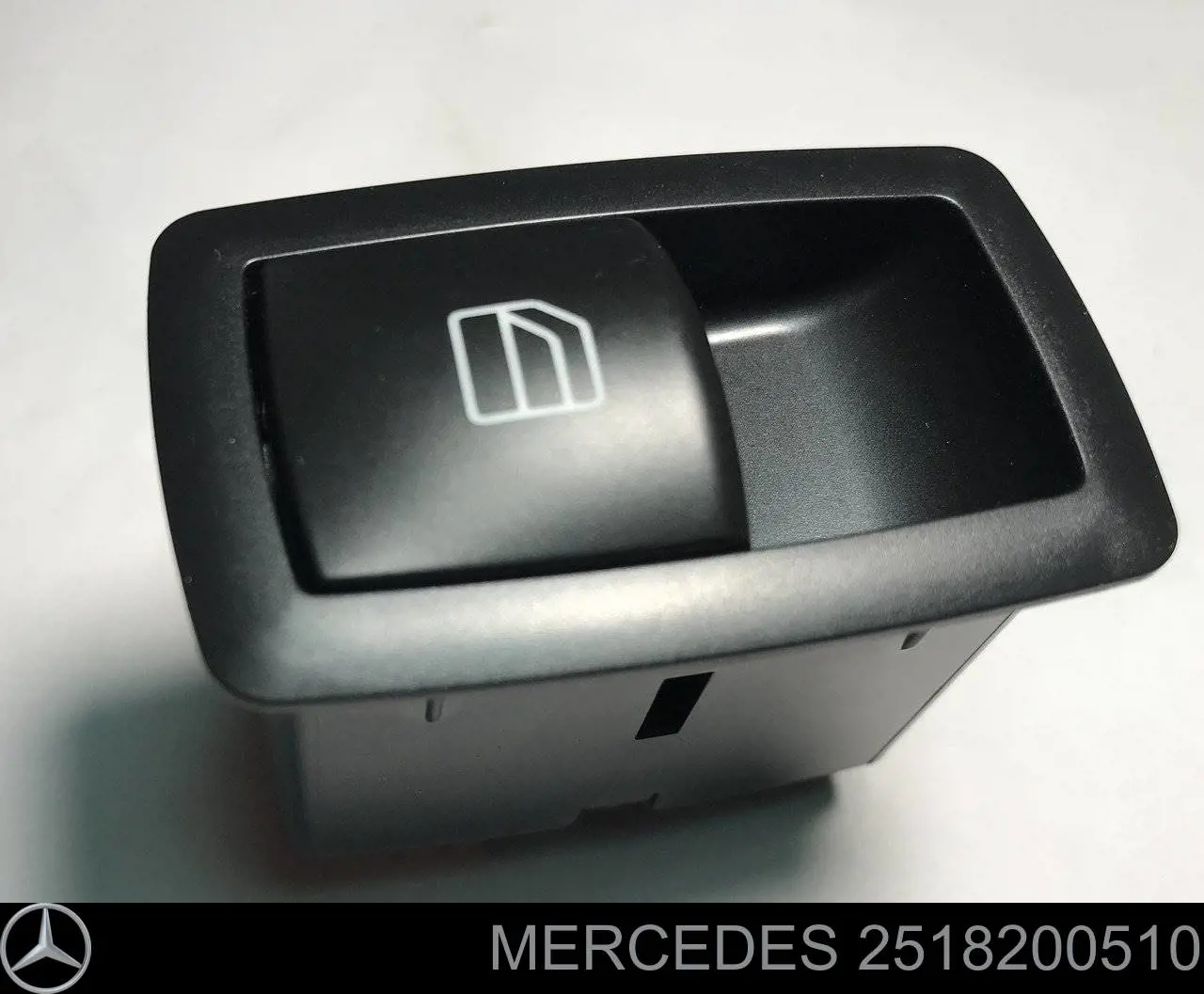 Кнопки переднего правого стеклоподъёмника на Mercedes ML/GLE (W164)