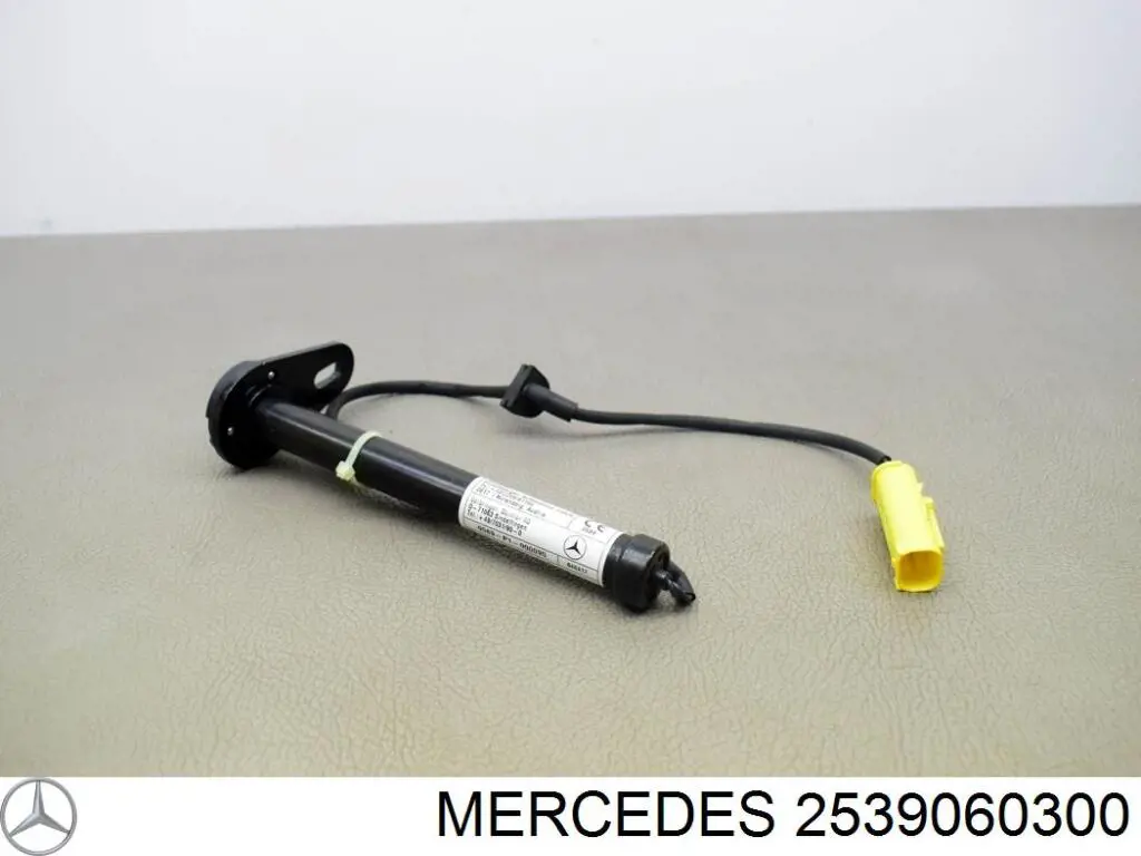 Решетка бампера 6225600Q0D Nissan/Infiniti