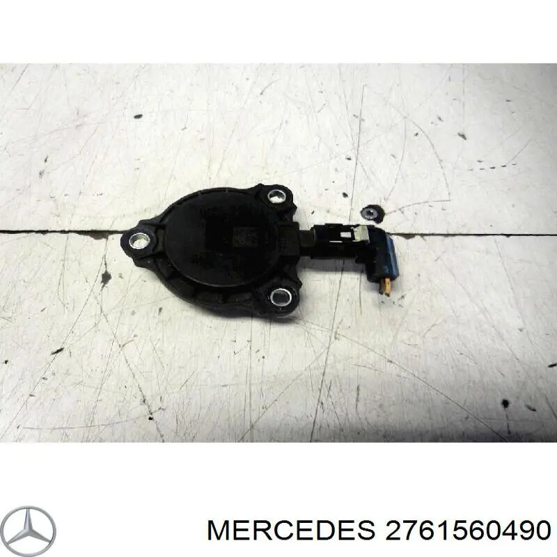 Клапан электромагнитный положения (фаз) распредвала на Mercedes E (W213)