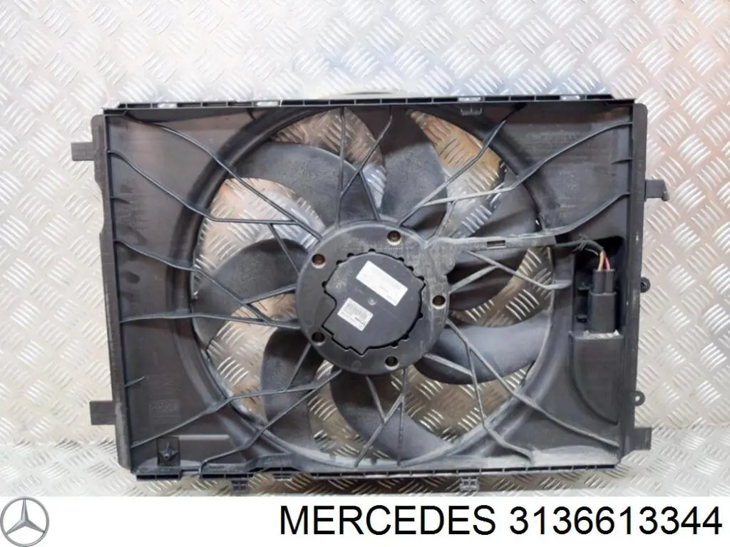 3136613344 Mercedes Крыльчатка радиатора охлаждения