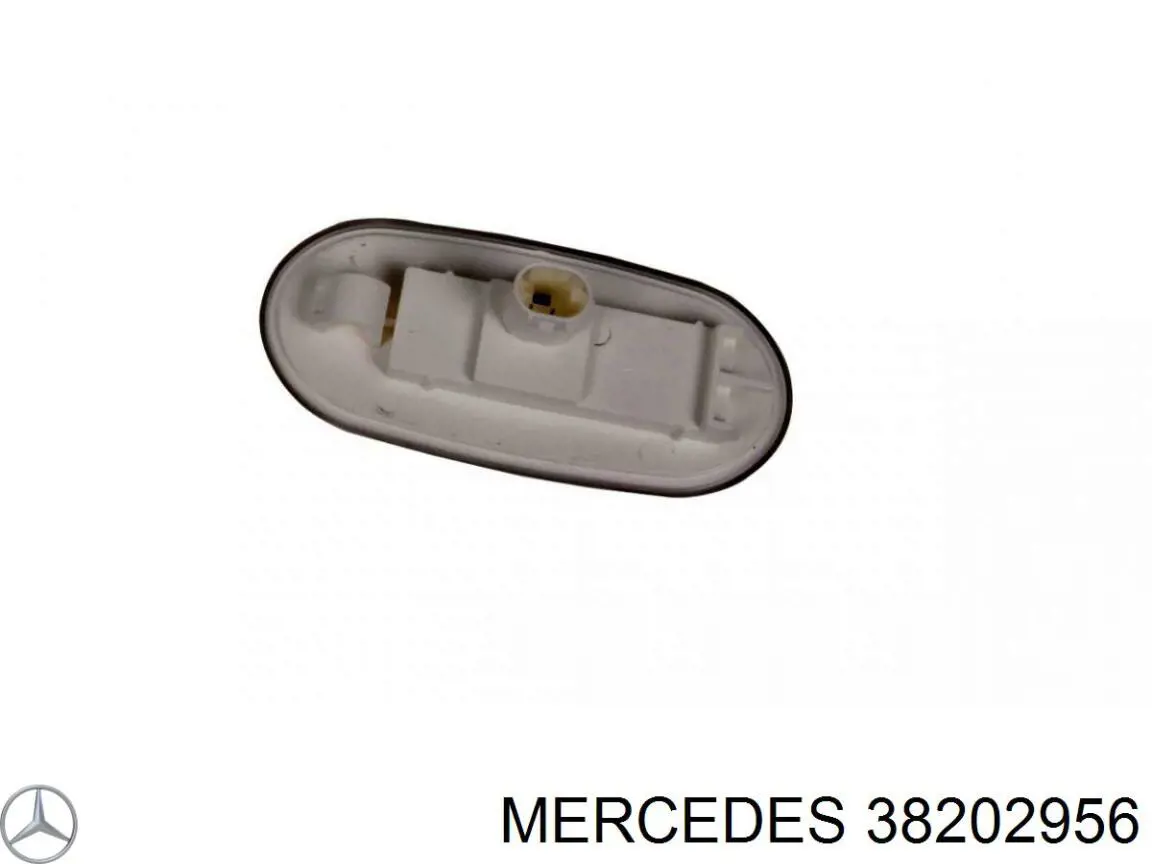 Габарит боковой (фургон) 38202956 Mercedes