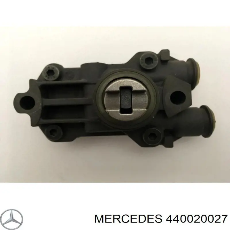 440020027 Mercedes топливный насос механический