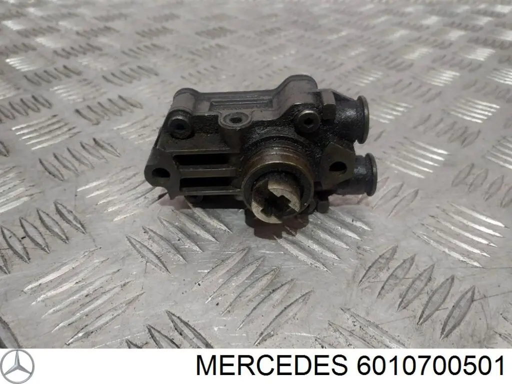 Топливный насос высокого давления Мерседес-бенц Ц W201 (Mercedes C)
