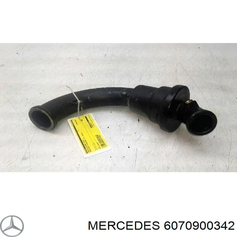 Патрубок интеркулера 6070900342 Mercedes