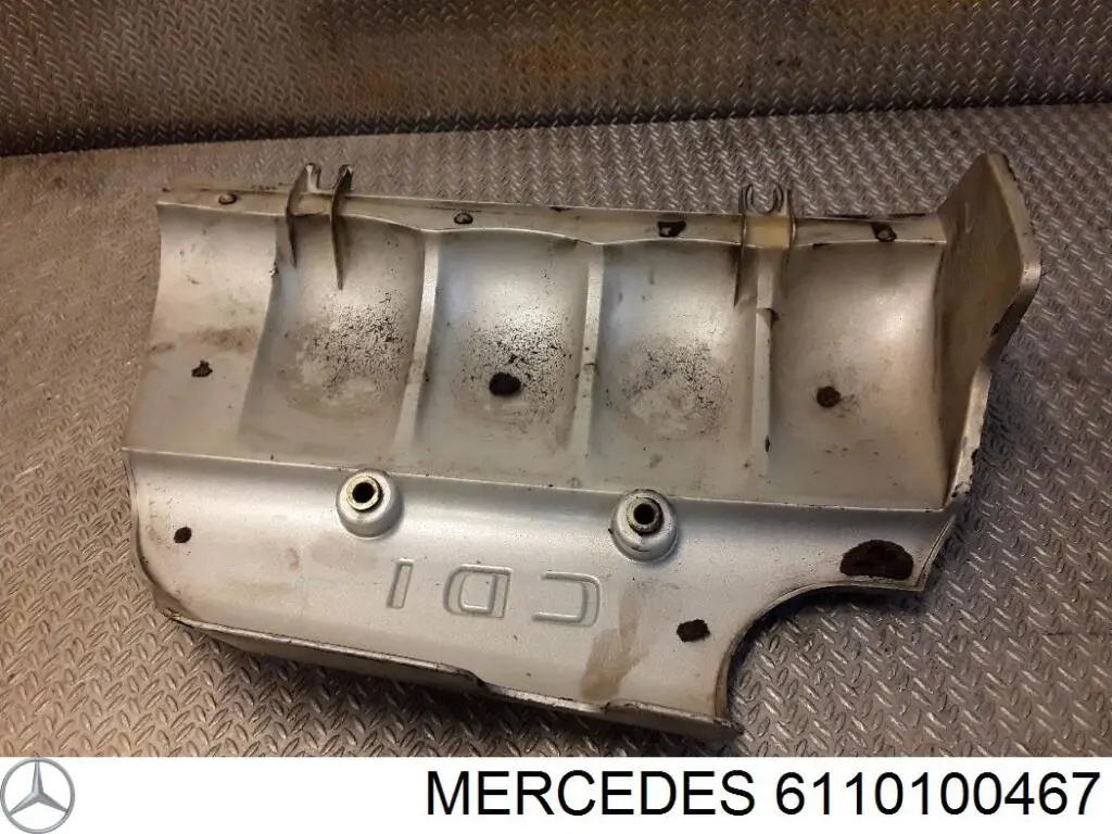 A6110100167 Mercedes Крышка мотора декоративная
