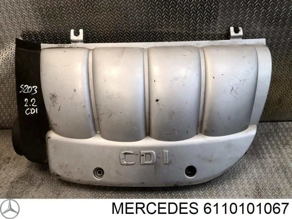 Купить 6110101067 Mercedes Крышка двигателя