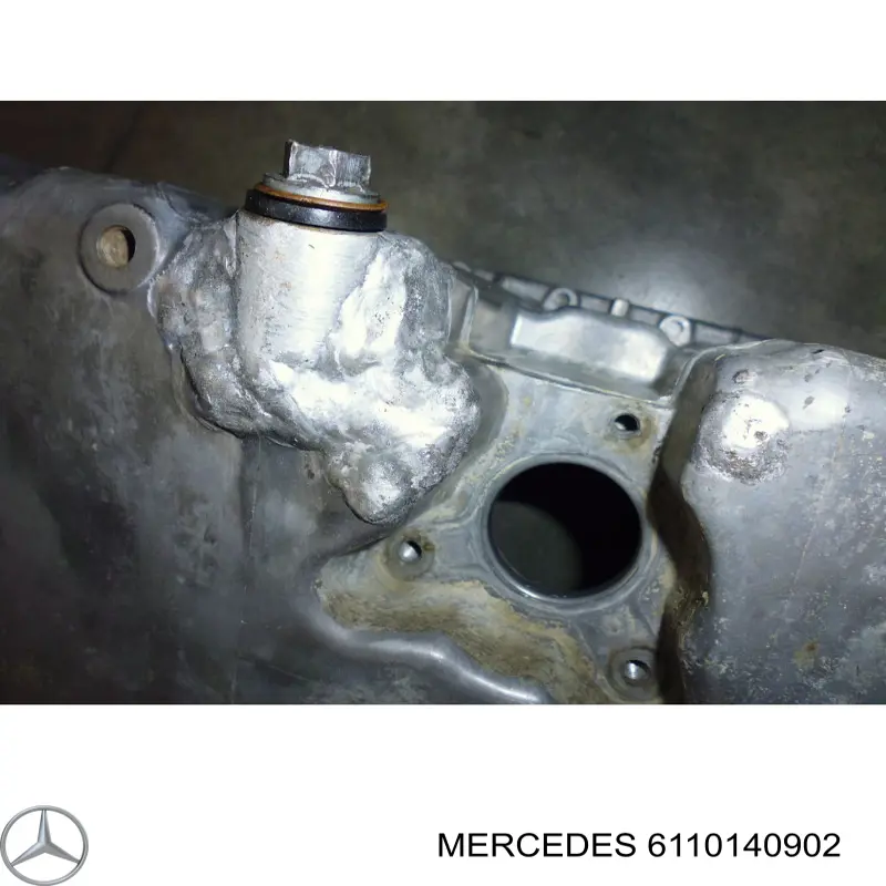 Panela de óleo de cárter do motor para Mercedes Sprinter (903)