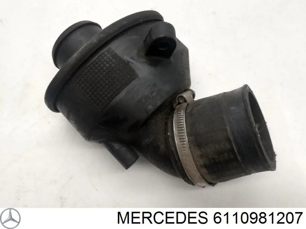 Купить A6110981107 Mercedes Патрубок воздушный, выход из турбины/компрессора (наддув)