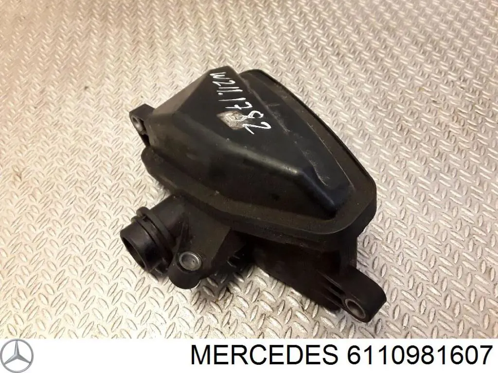 6110981607 MERCEDES Tubo de salida de aire del turbocompresor original y equivalente