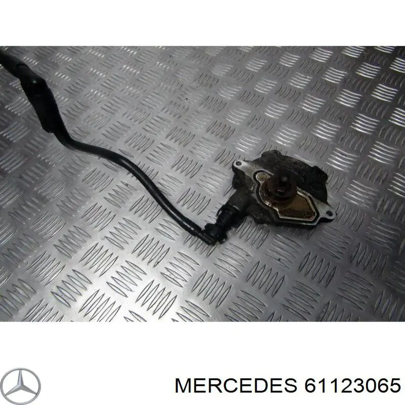 Механический вакуумный насос на Mercedes Vito I 638