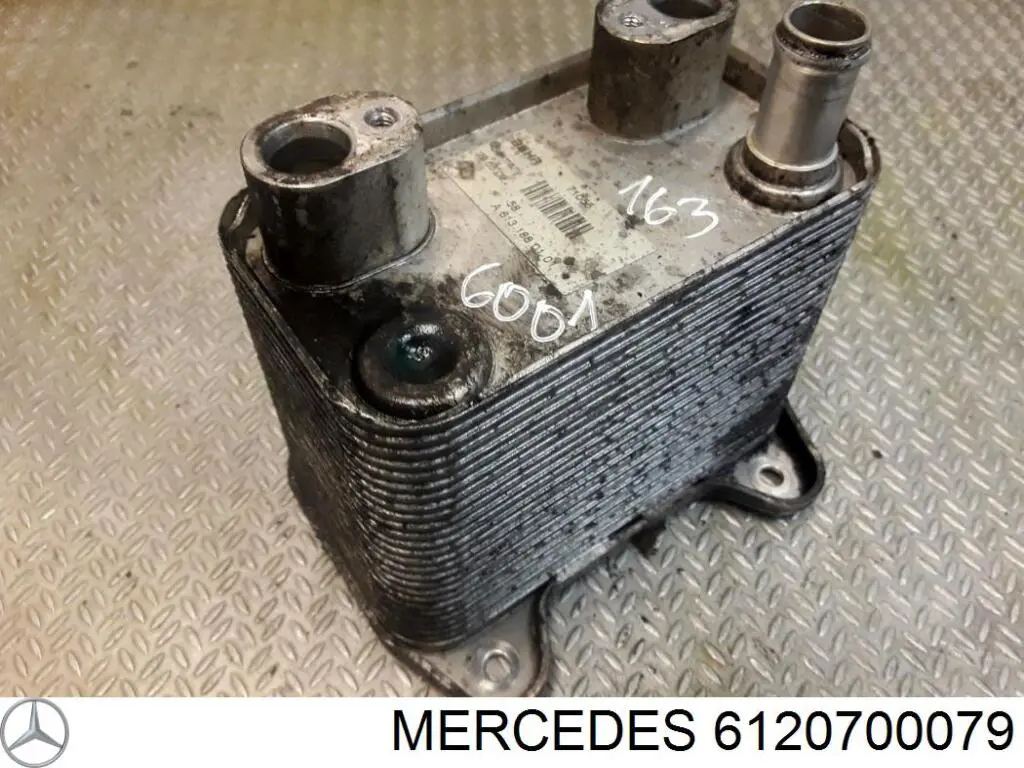 Теплообменик охлаждения топлива 6120700079 Mercedes