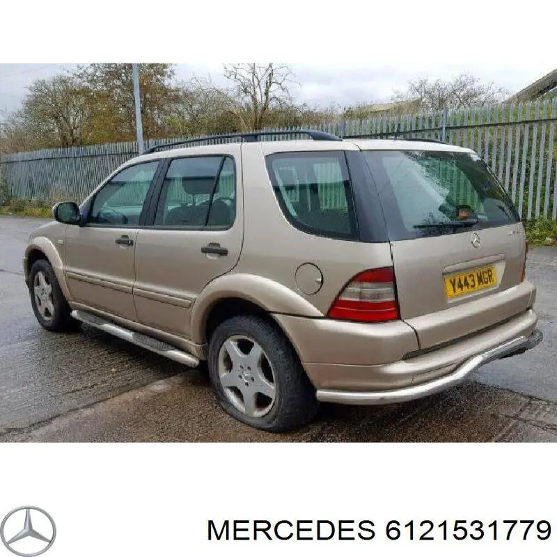 6121531779 Mercedes 